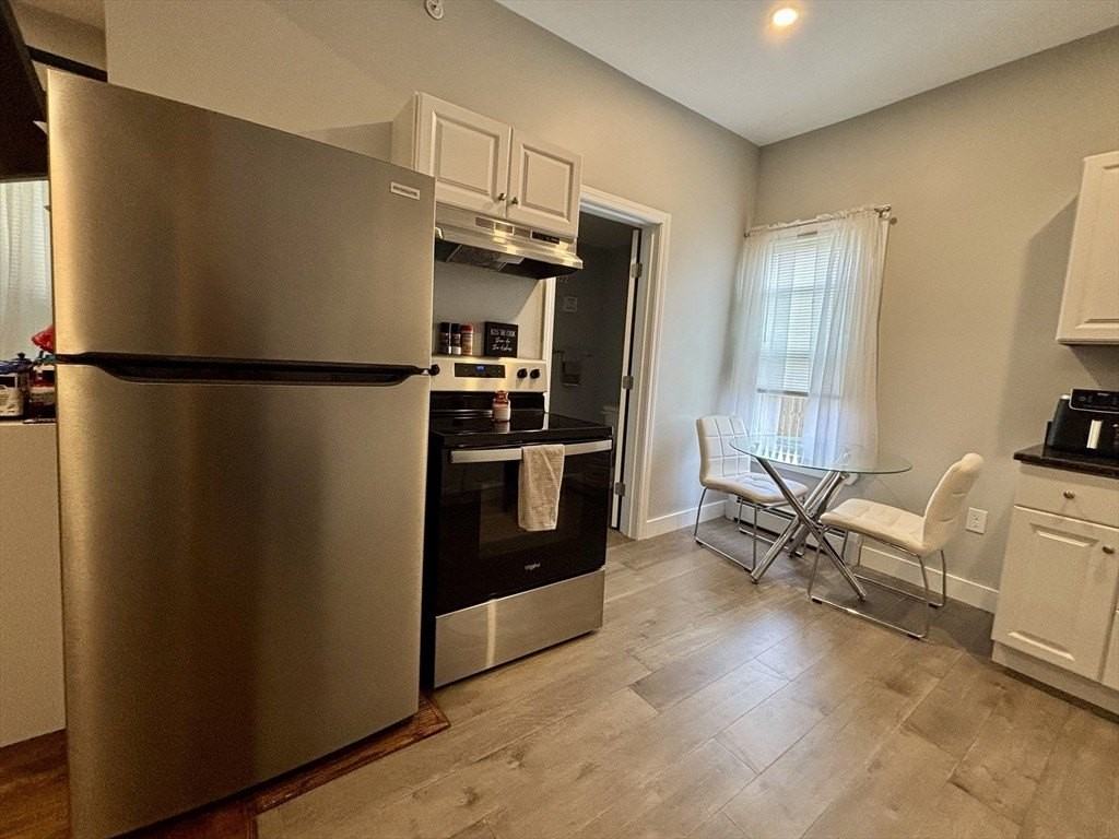 118 Vernon St #2 - Photo 5 of 14
