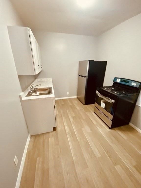 502 4th St #1E - Photo 6 of 10