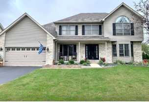 553 Danbury Dr - Photo 1 of 1