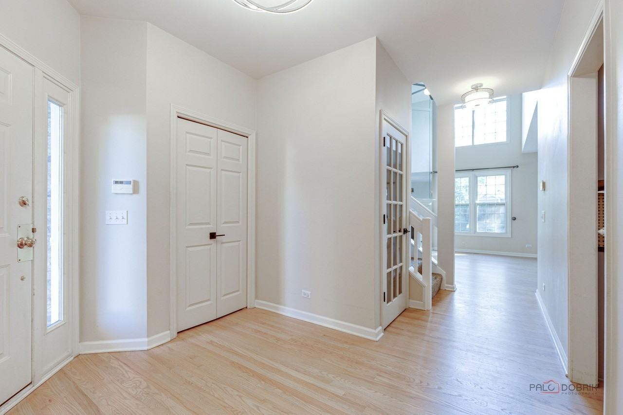 4405 Middleton Pl - Photo 7 of 36