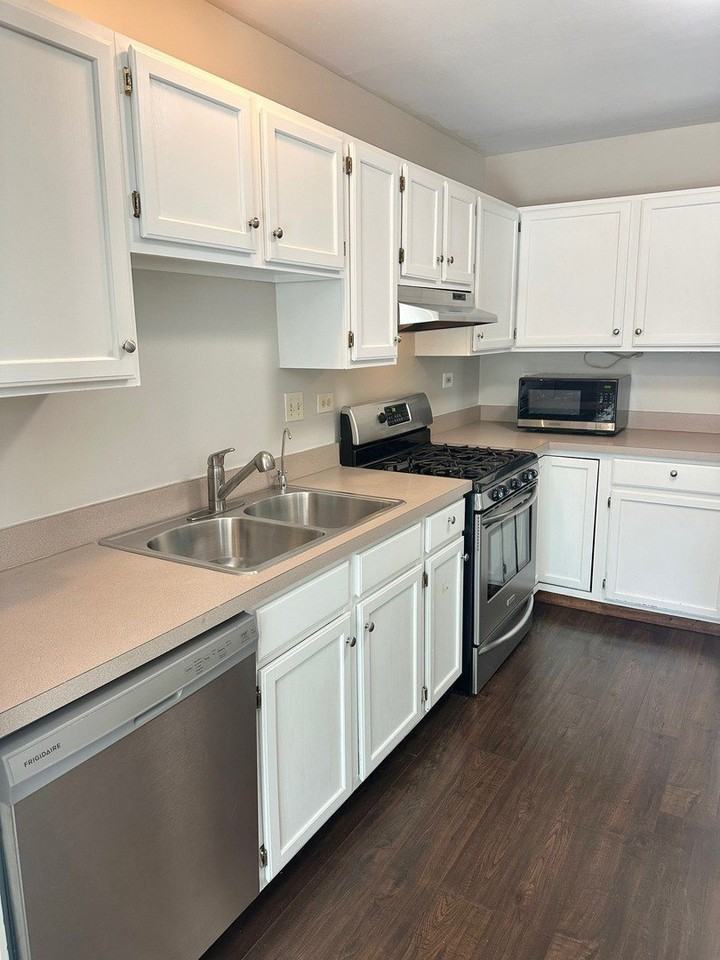 24 Cedar Grove Ct - Photo 6 of 23