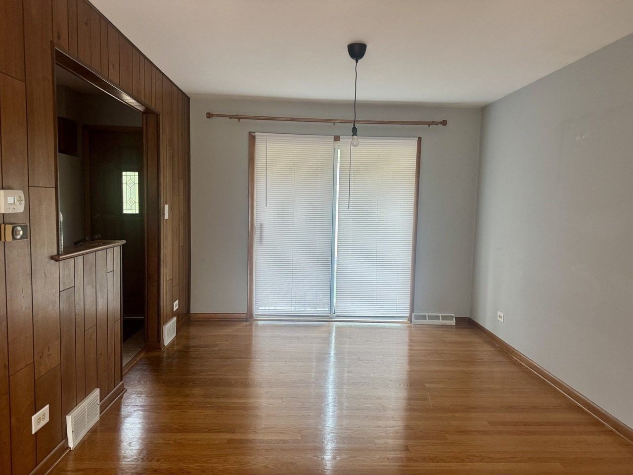 5341 Grand Ave - Photo 3 of 18