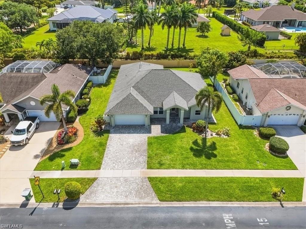 10225 Boca Cir - Photo 2 of 17