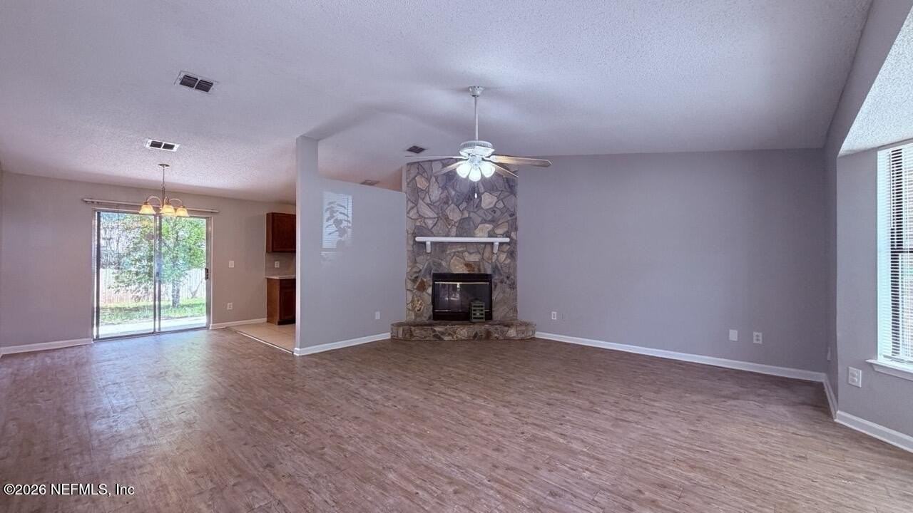 4711 Cinnamon Fern Dr - Photo 5 of 15