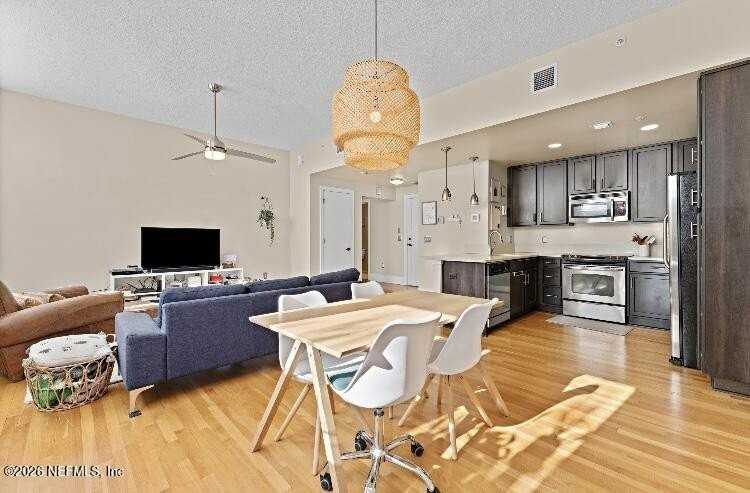 2525 College St #2304 - Photo 6 of 16