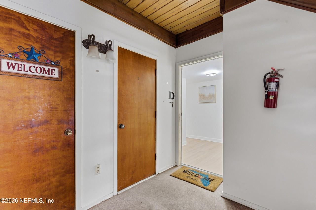 7602 Las Palmas Way #181 - Photo 5 of 34