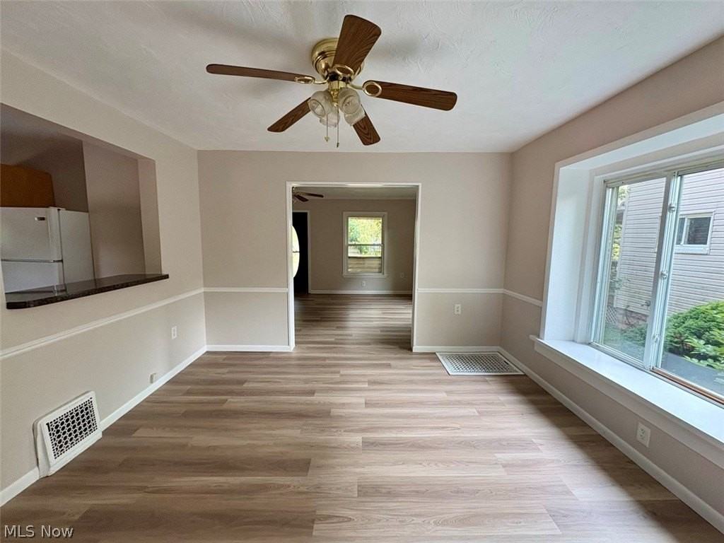 605 Sackett Ave - Photo 4 of 11