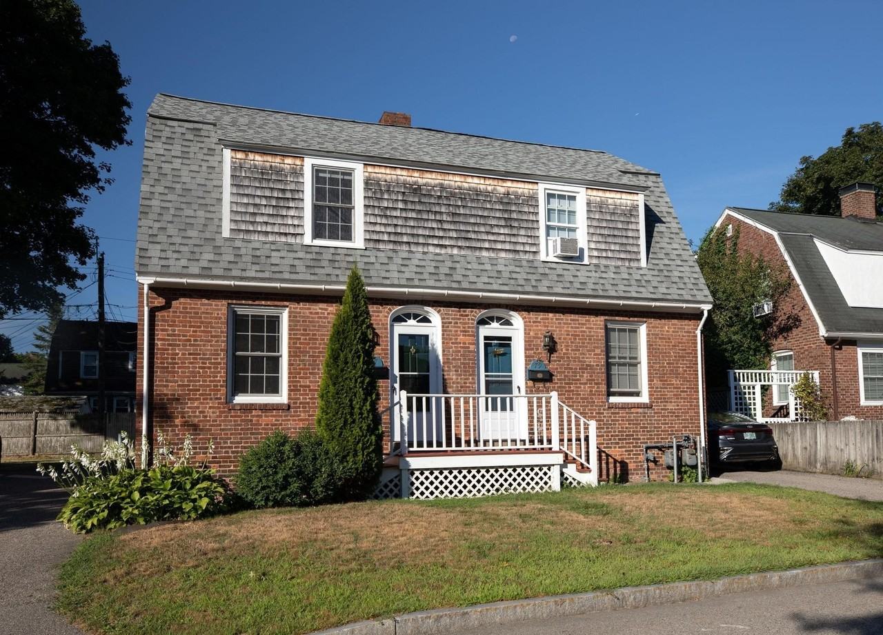 77 Porpoise Way - Photo 3 of 18