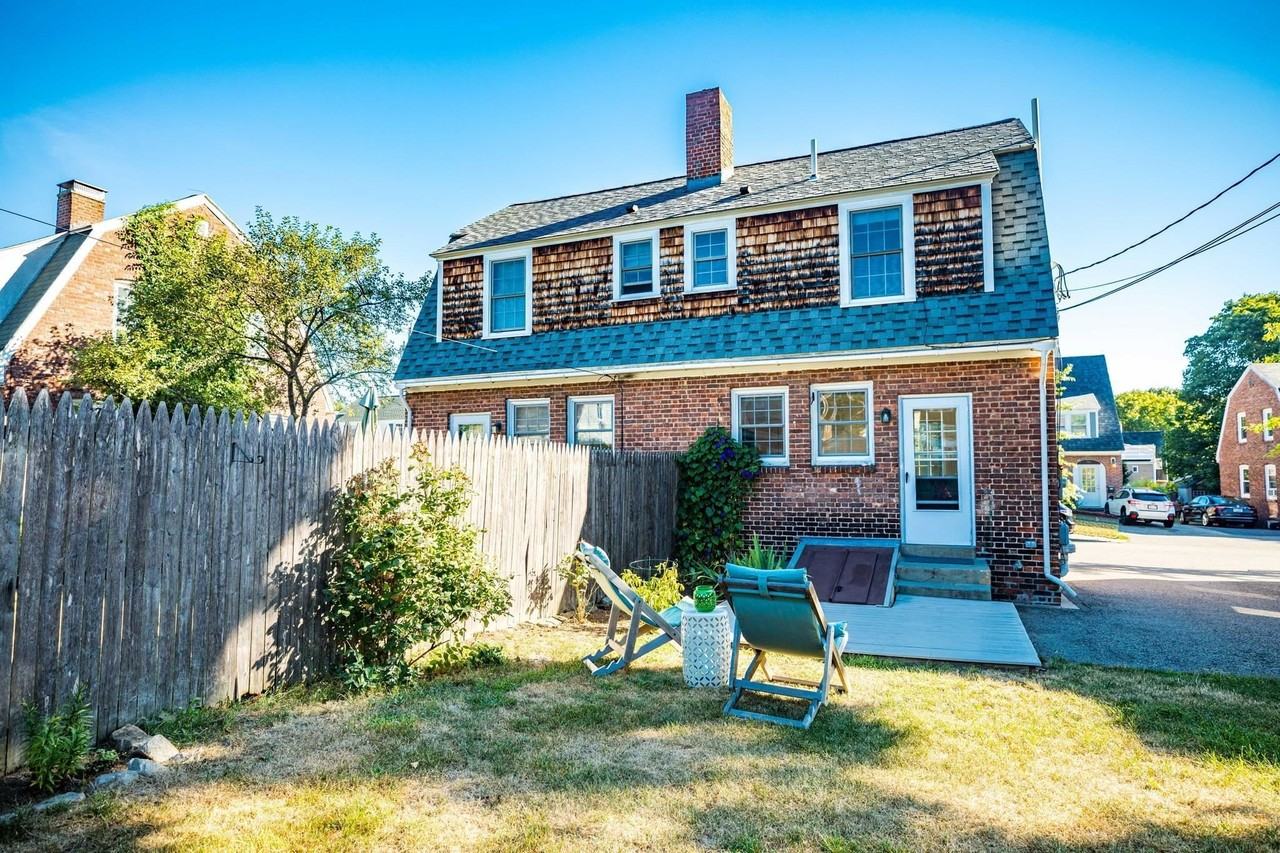 77 Porpoise Way - Photo 4 of 18