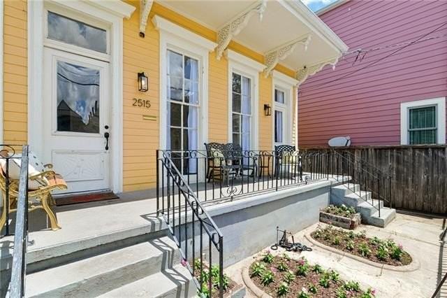 2515 Laurel St - Photo 2 of 36