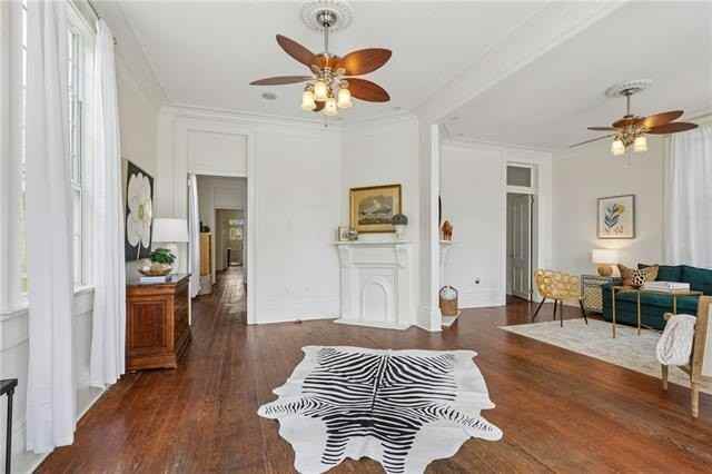 2515 Laurel St - Photo 4 of 36