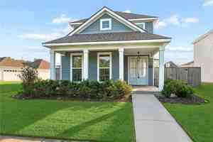 featured image of 1125 River Chase Dr