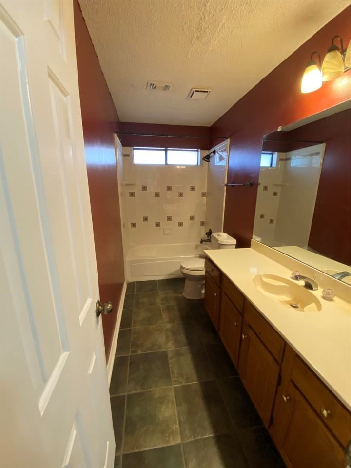 4744 Montego Bay Dr - Photo 7 of 22