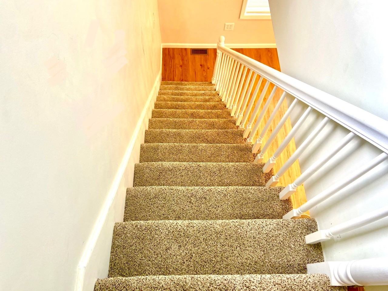218 Highland Ave - Photo 6 of 22