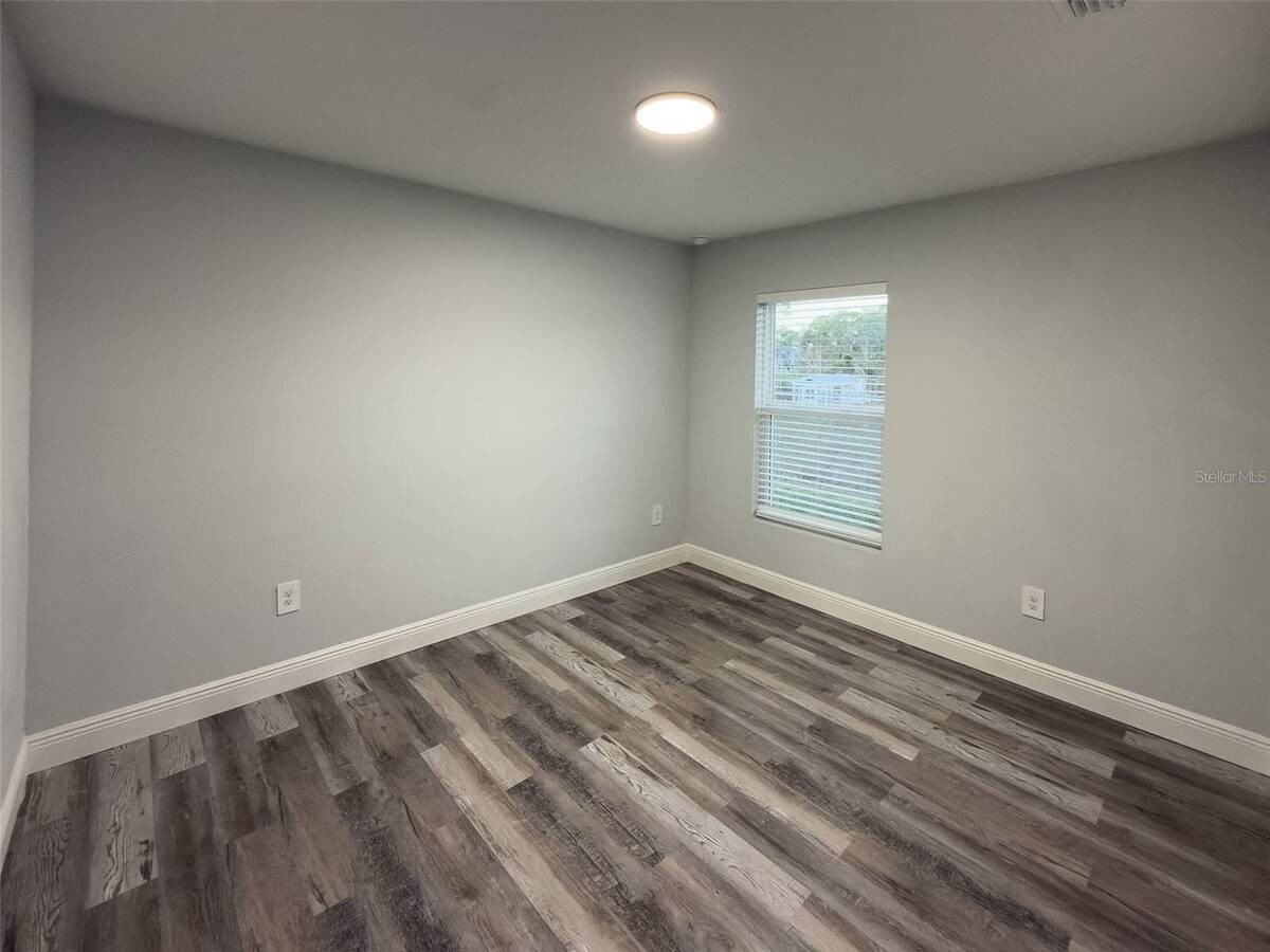 824 Hanover Ave - Photo 5 of 8