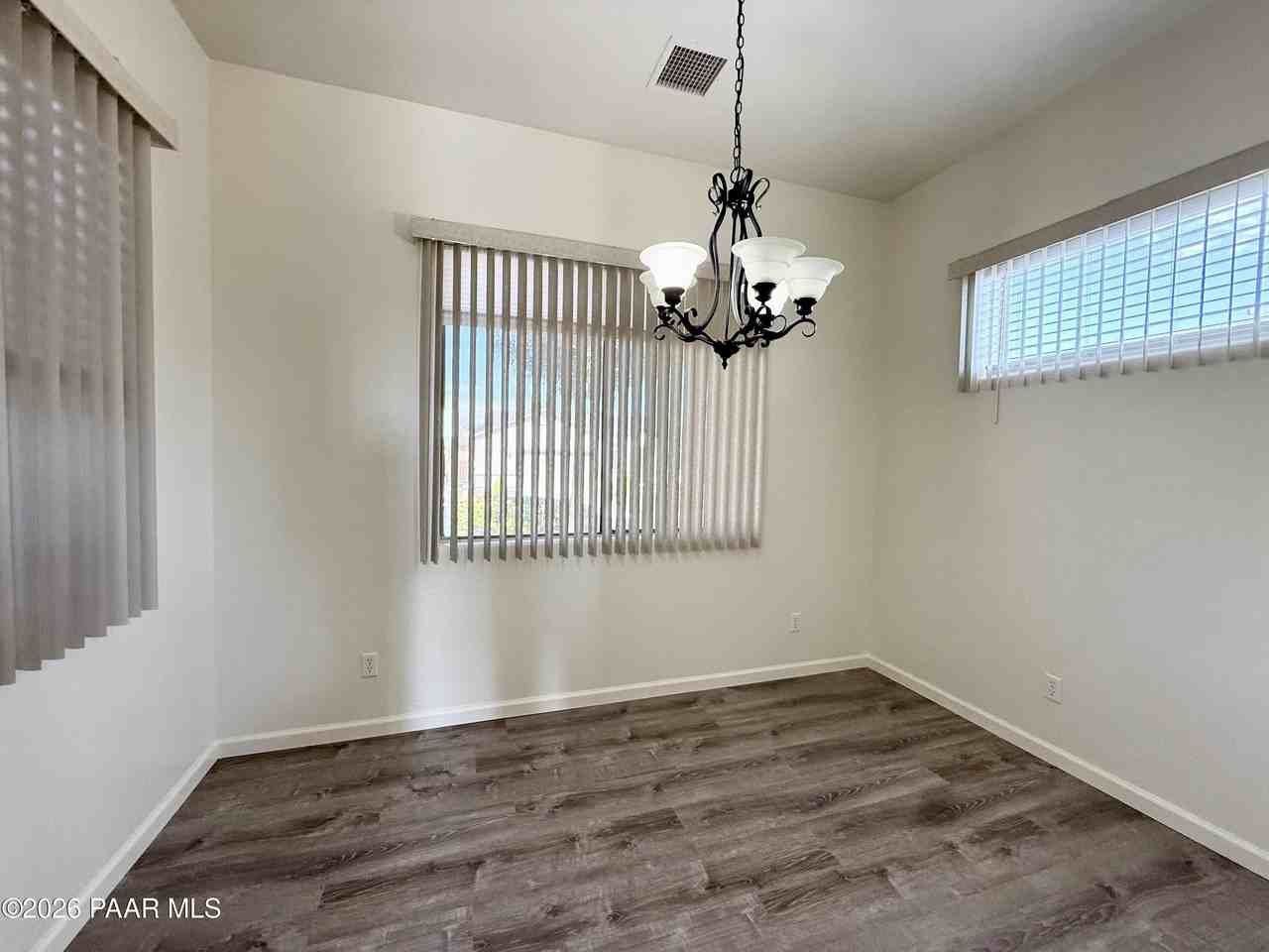 4649 N Kirkwood Ave - Photo 7 of 18