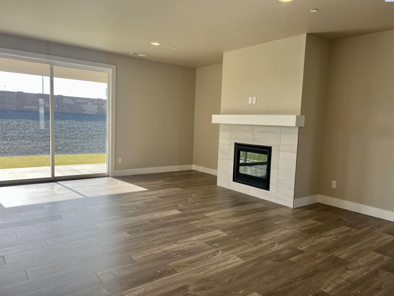 4369 Lolo Way - Photo 5 of 17