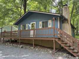featured image of 1513 Locust Ln