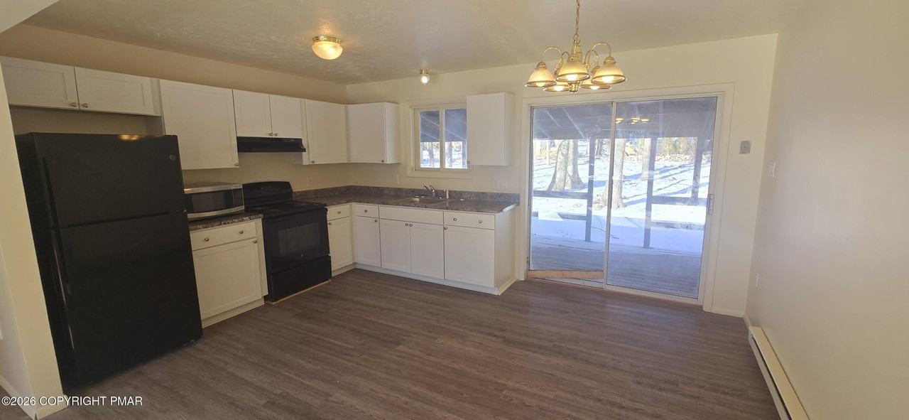 39 Mountain Dr - Photo 4 of 9