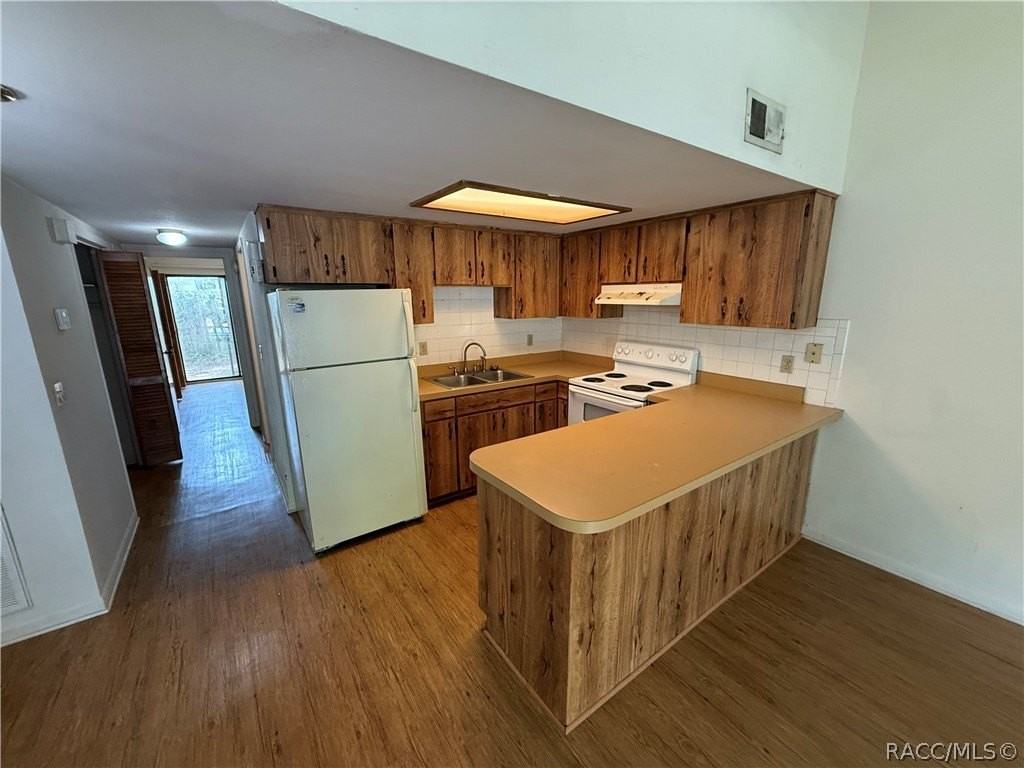 2318 Colby St - Photo 4 of 18