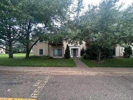 featured image of 924 Chestnut Hill Dr #A