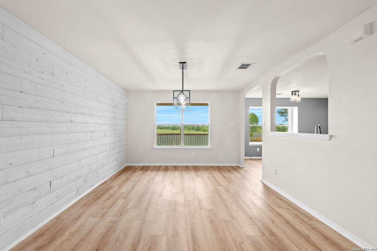 9602 Palomino Path - Photo 3 of 20