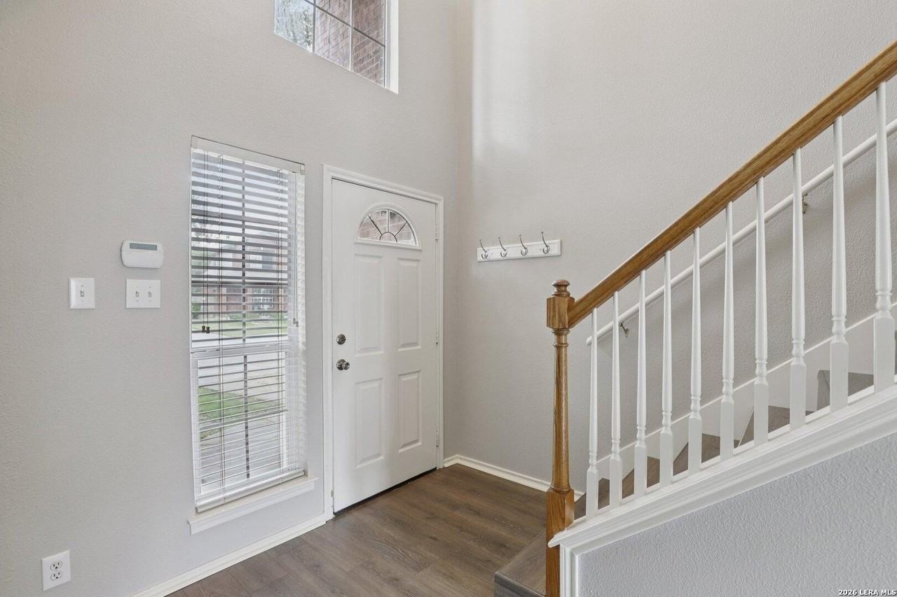 15006 Preston Court Dr - Photo 4 of 44
