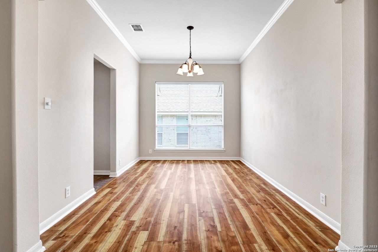 12943 Palatine Hl - Photo 4 of 28