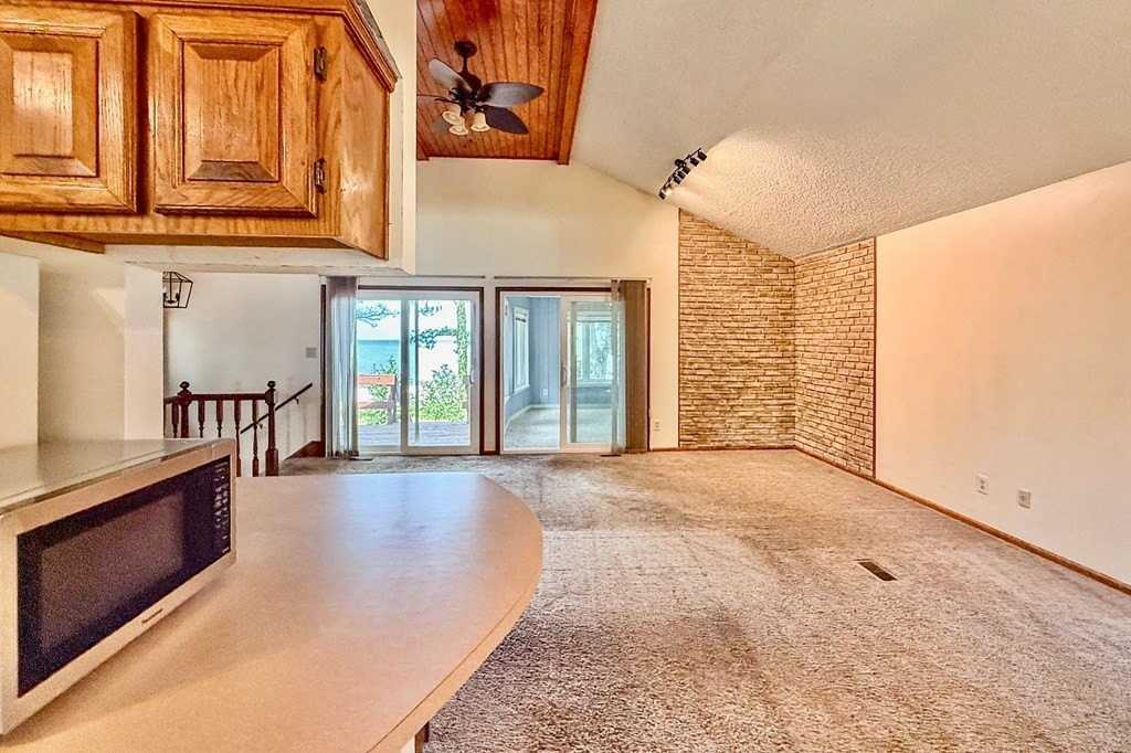 12182 Heron Dr - Photo 7 of 50