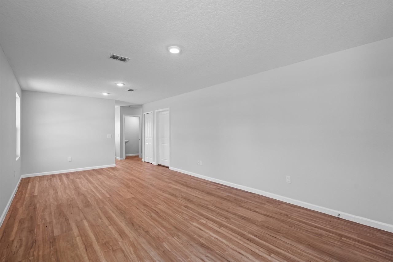 790 S Rodriquez St - Photo 4 of 36
