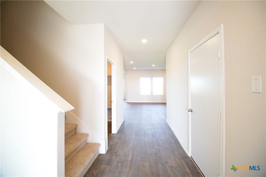 472 Desert Willow - Photo 5 of 48