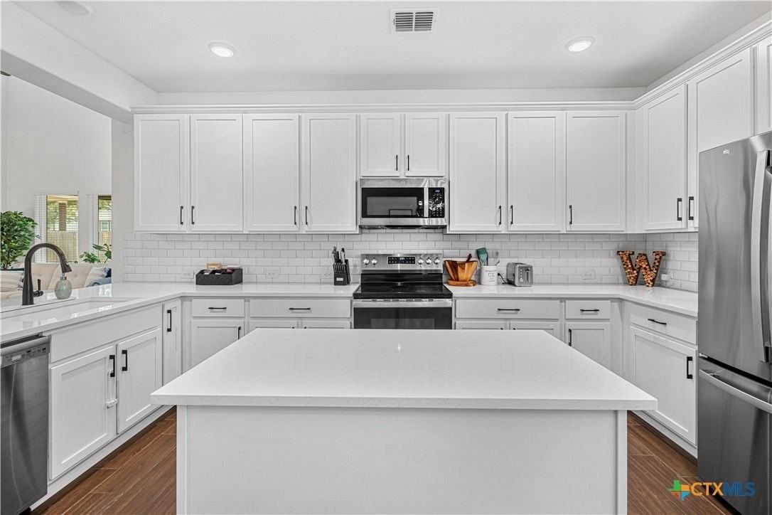 112 Alpen Ct - Photo 6 of 46