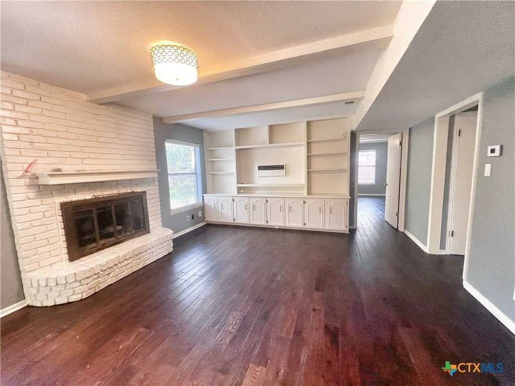 1438 Plumeria St - Photo 7 of 28
