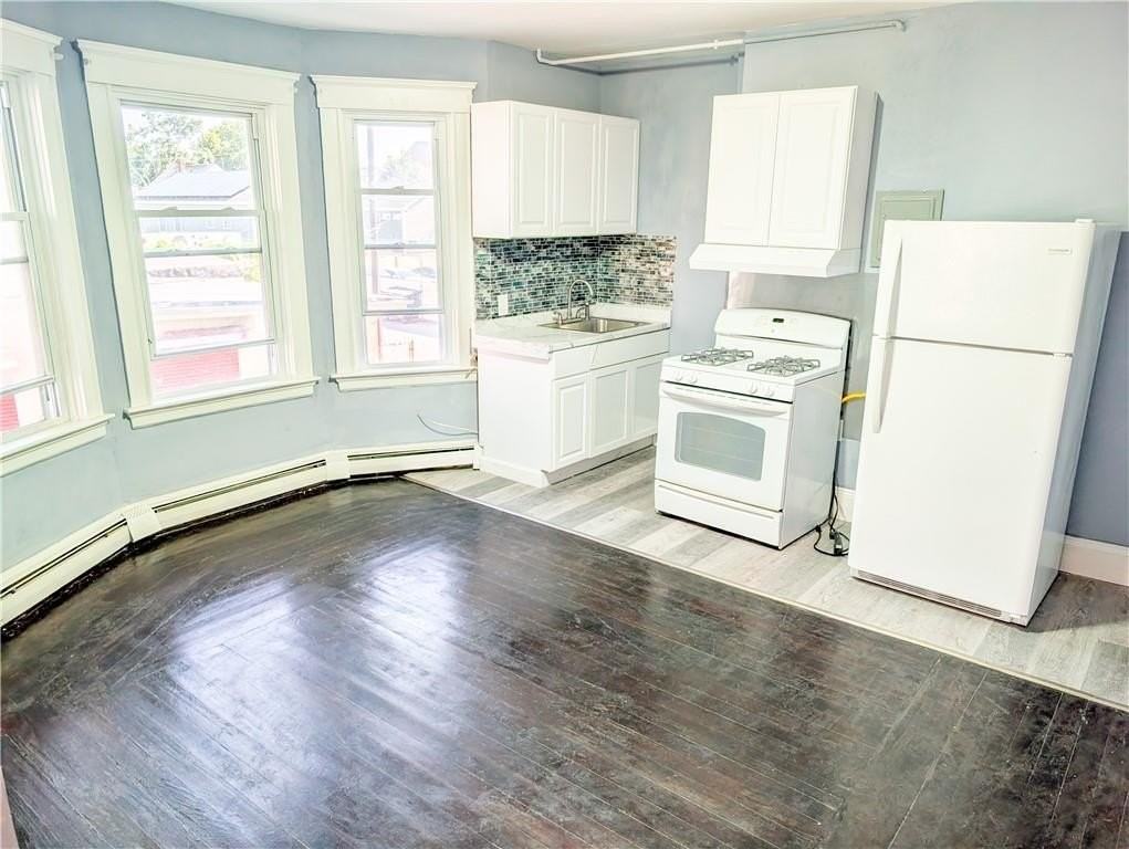 1375 Broad St #2F - Photo 2 of 7
