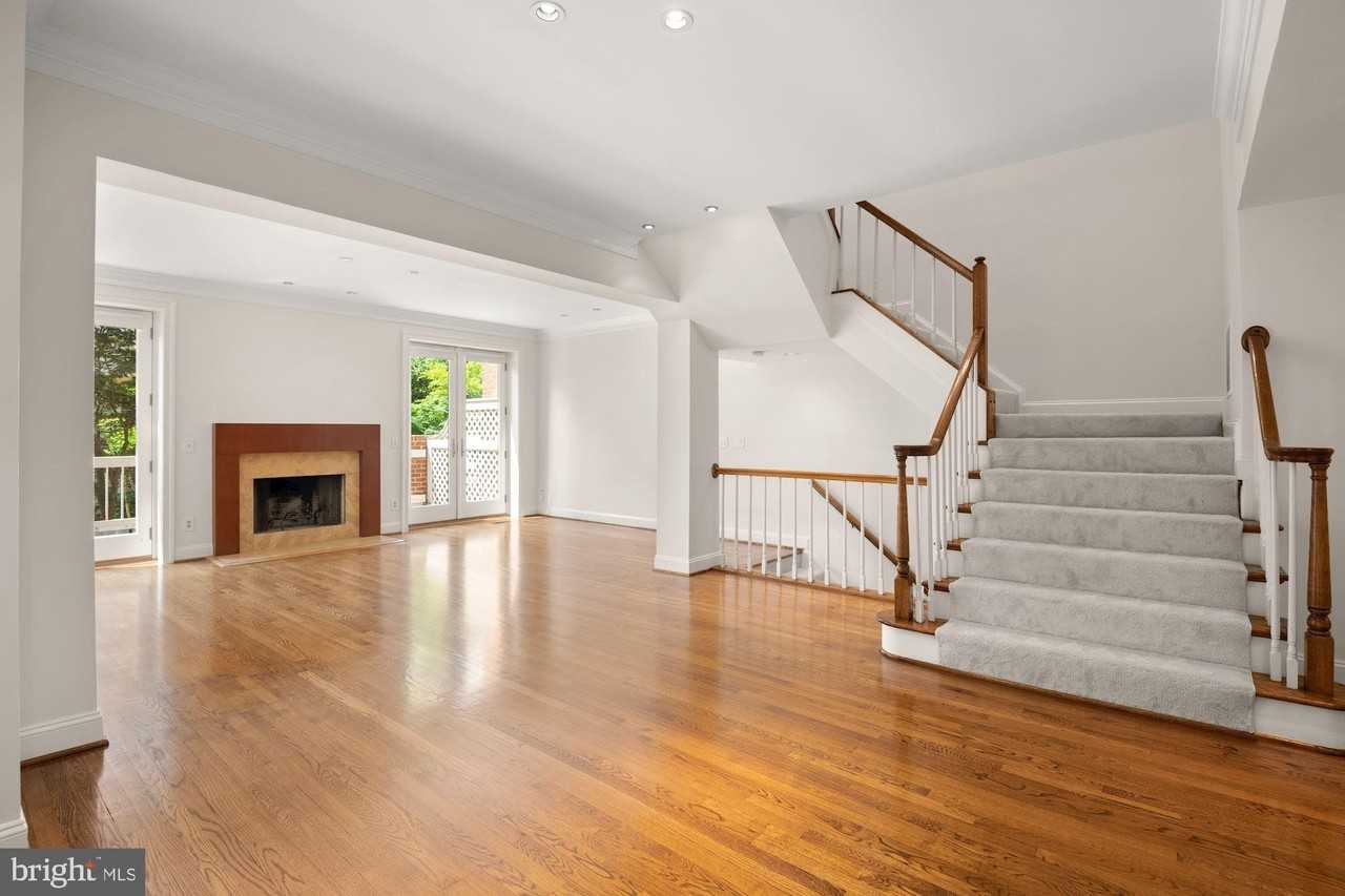 4004 Highwood Ct Nw - Photo 6 of 30