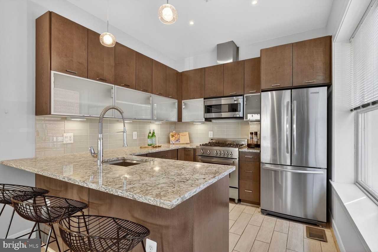 2142 O St Nw #100 - Photo 7 of 16