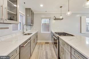 5008 6th Pl Ne - Photo 1 of 1