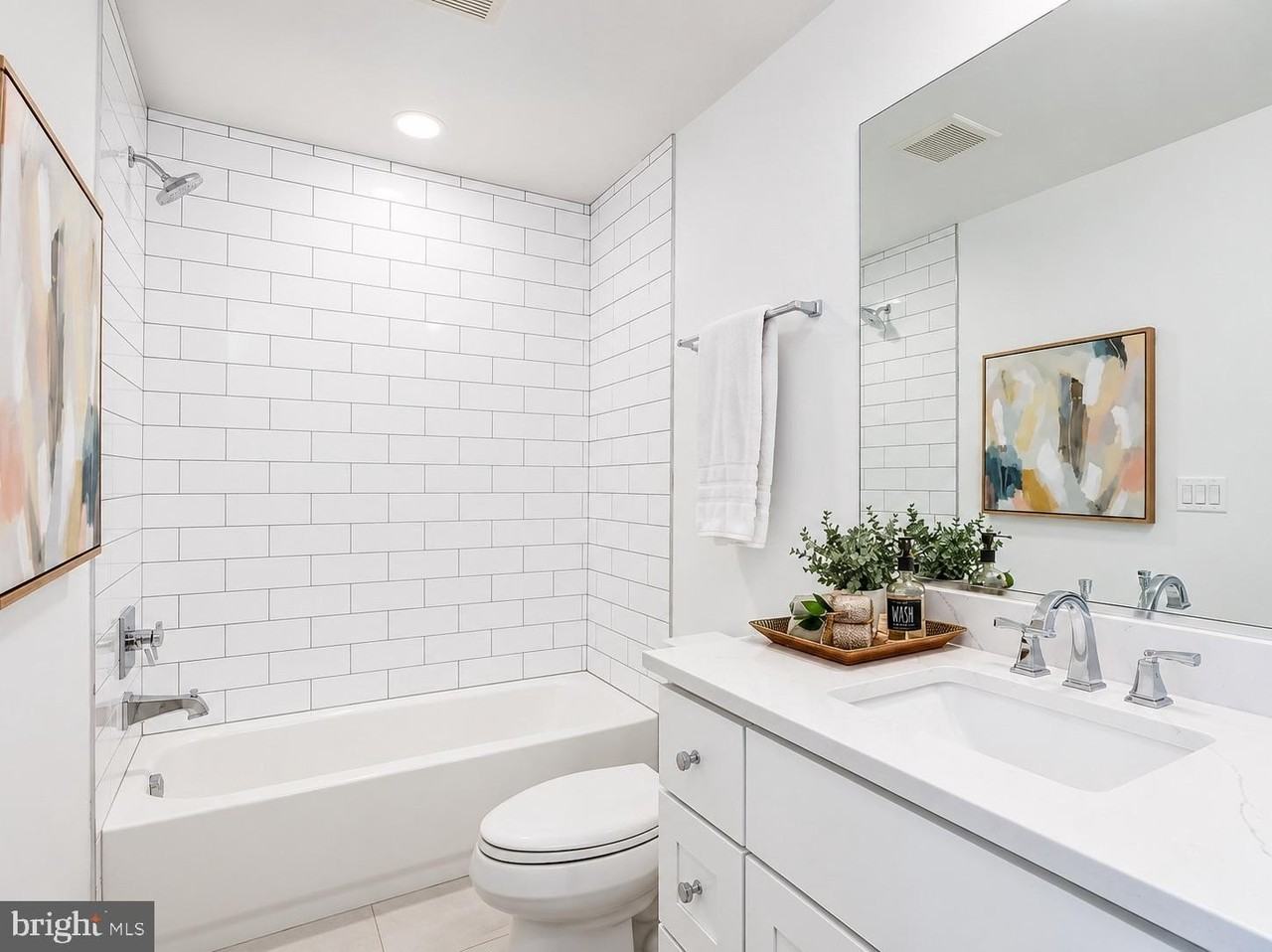 1001 Bryant St Ne #12 - Photo 6 of 6