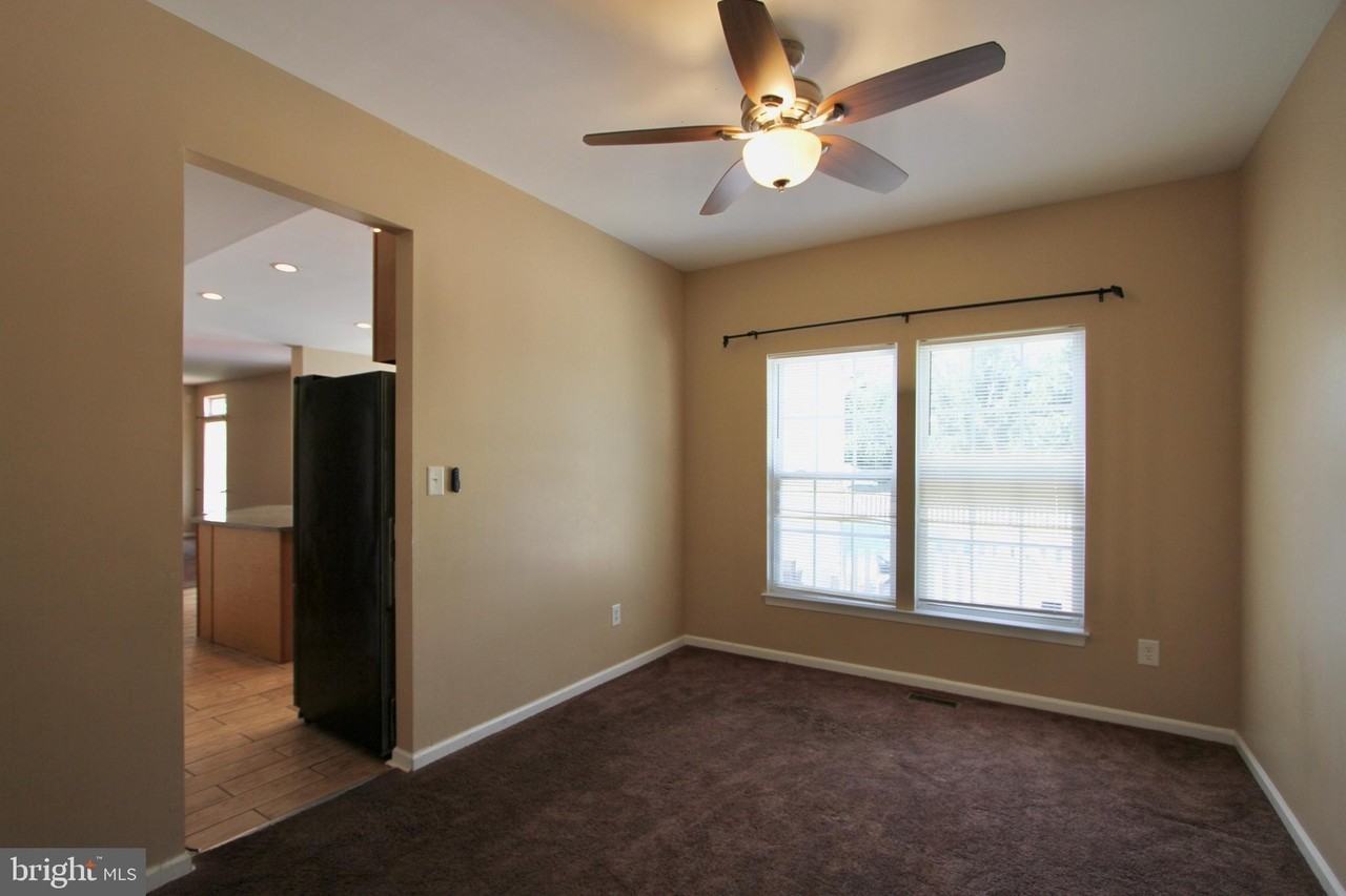 96 Southall Ct - Photo 7 of 25