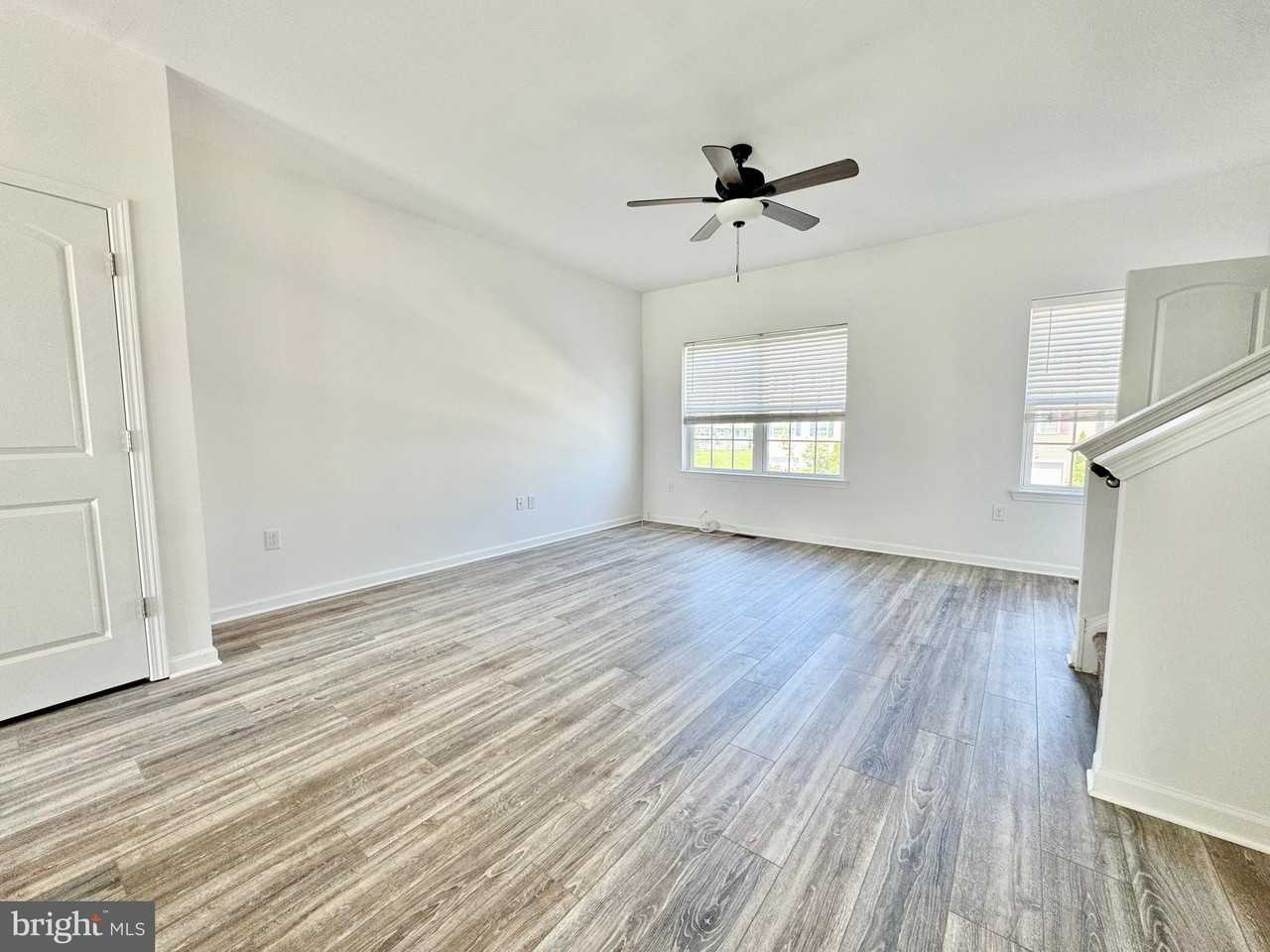 1066 Wickersham Way - Photo 2 of 28