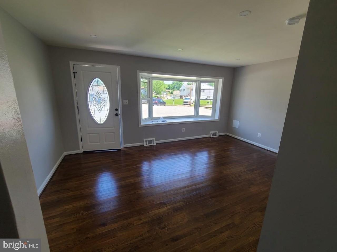 7657 3rd Ave - Photo 2 of 27