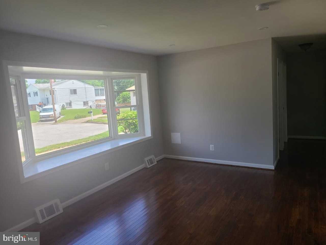7657 3rd Ave - Photo 4 of 27