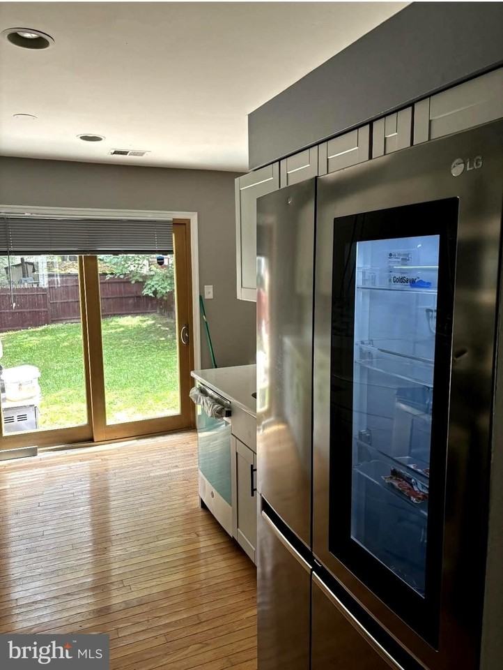 3248 Ryon Ct - Photo 3 of 10