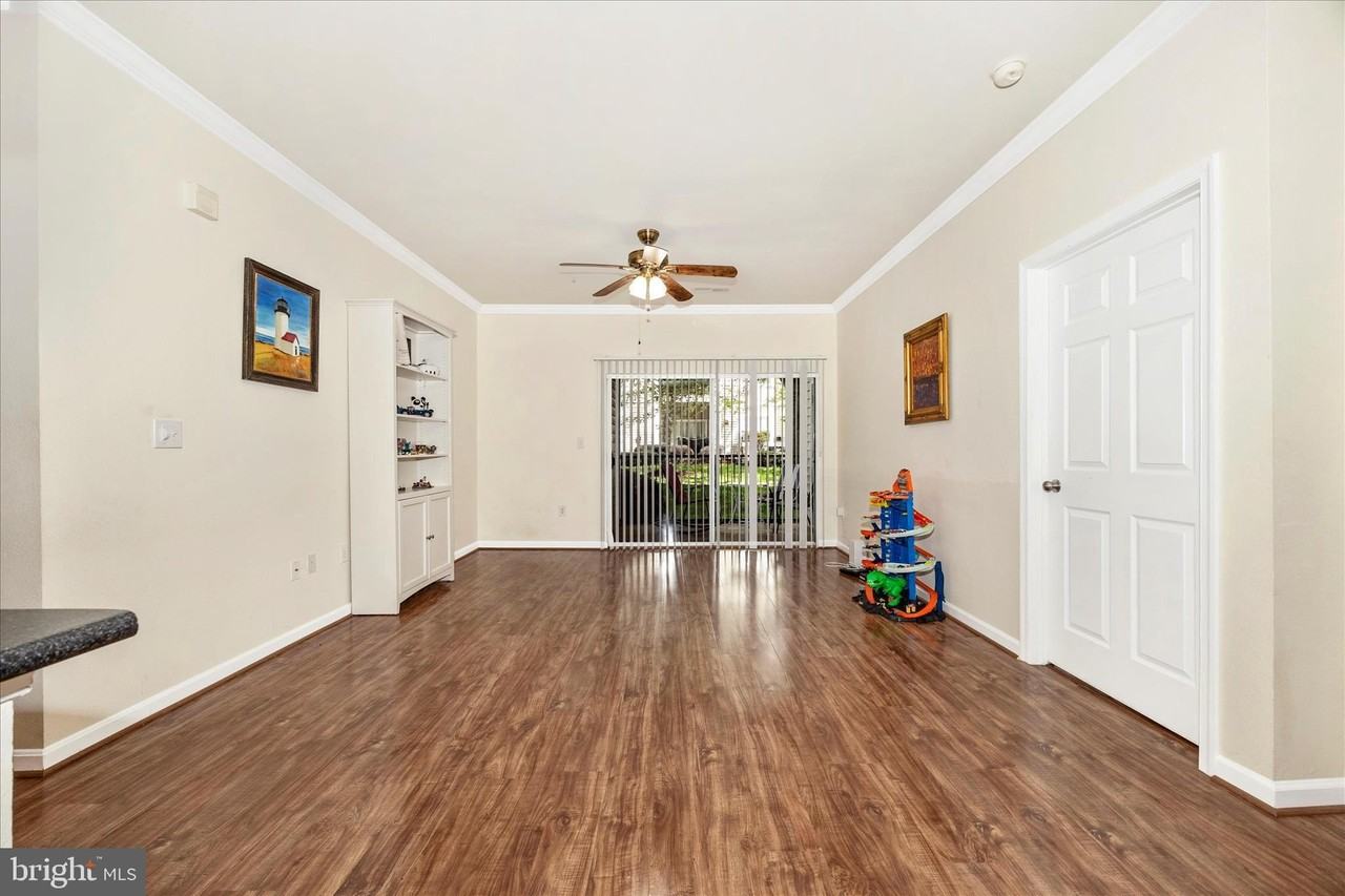 19620 Galway Bay Cir #103 - Photo 6 of 48