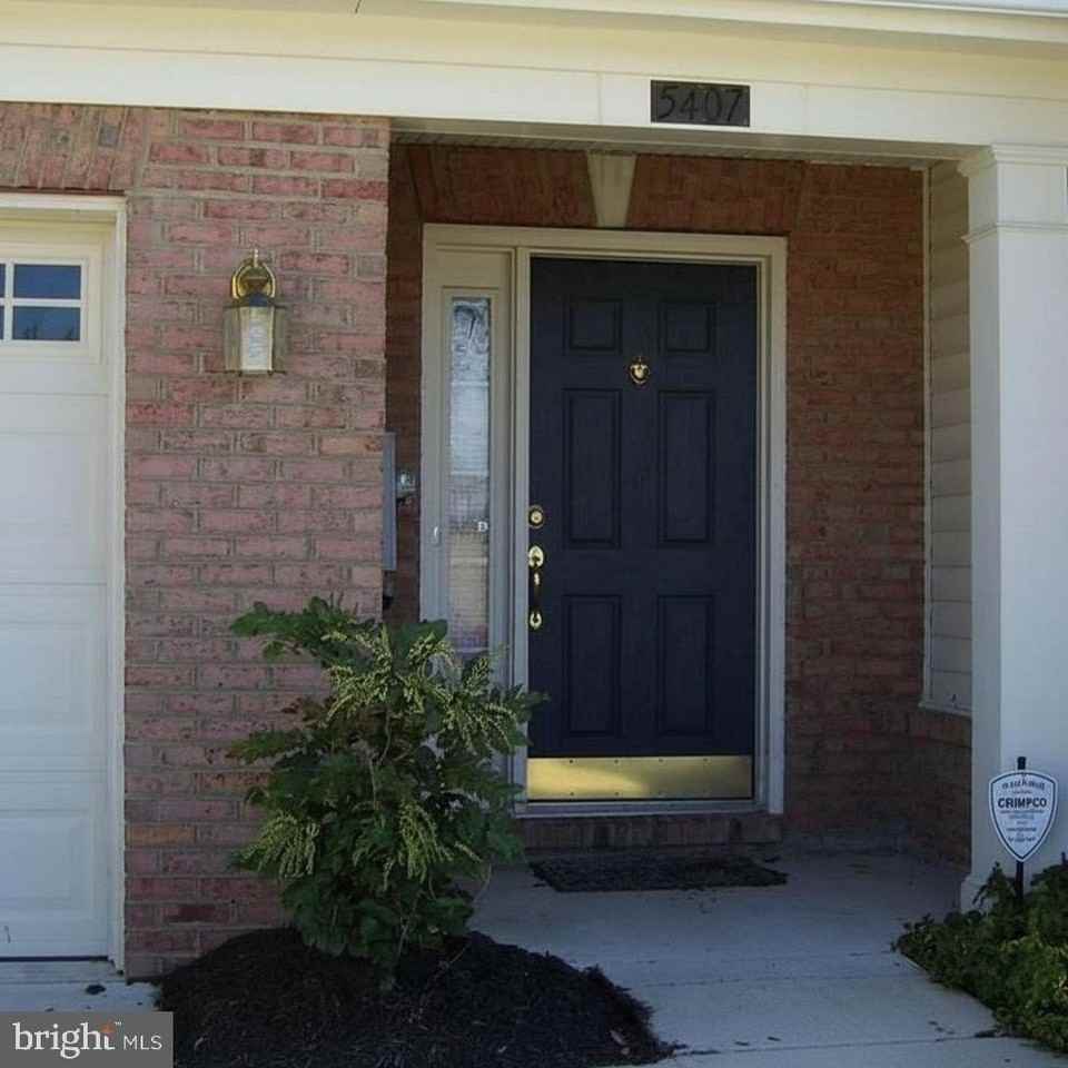 5407 Commerce Row #50 - Photo 2 of 7