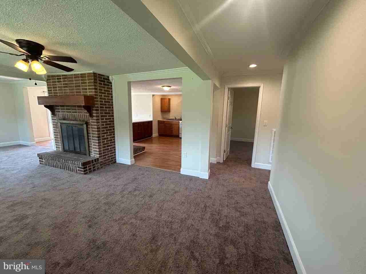 2201 Pondtown Rd - Photo 4 of 24