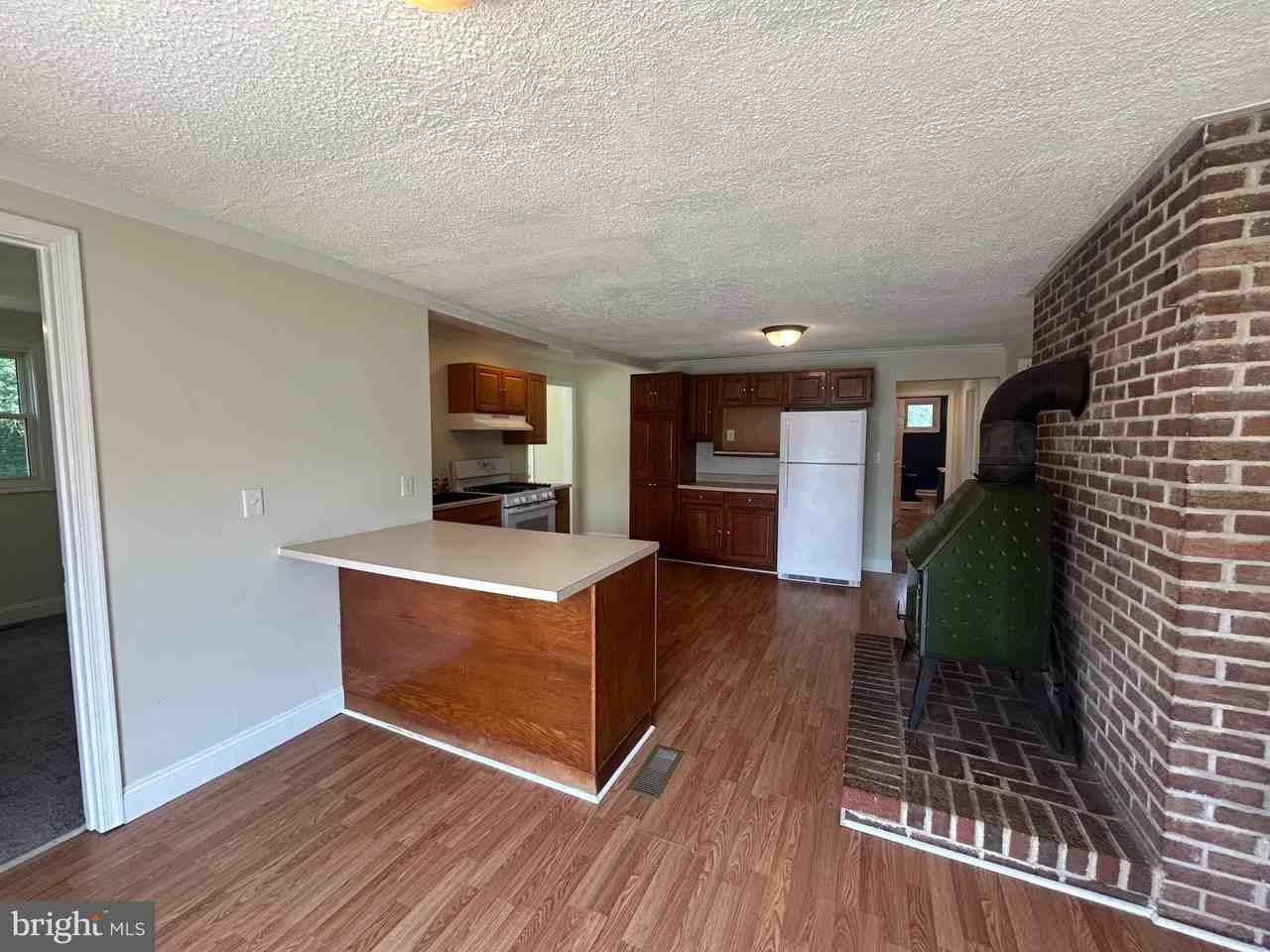 2201 Pondtown Rd - Photo 7 of 24