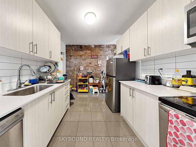 131 Wineva Avenue - Photo 8