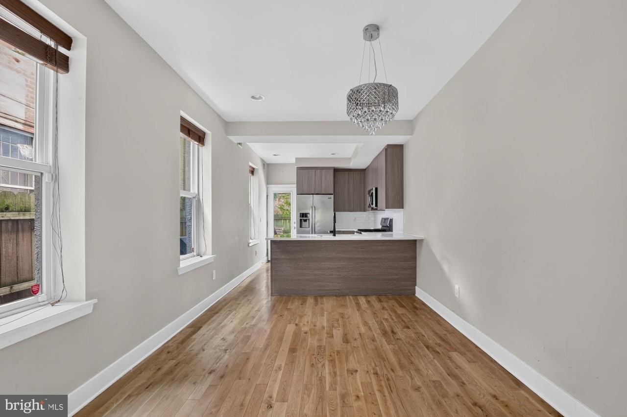 2336 W Thompson St - Photo 5 of 28