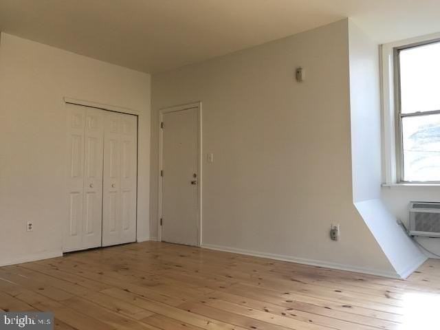 769 S 2nd St #B - Photo 5 of 13